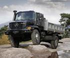 Автомобиль Mercedes Benz Zetros